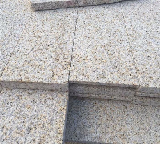 黄锈荔枝面